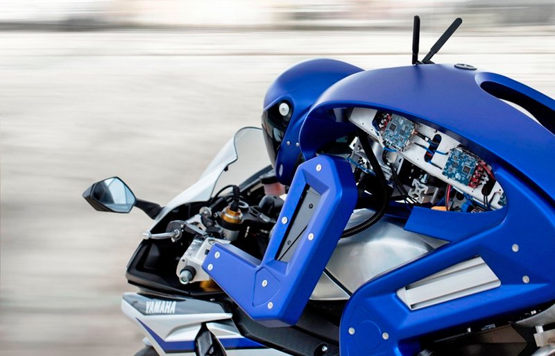 Yamaha Motobot Tokyo Motor Show робот мотоцикл новости отвратительные мужики