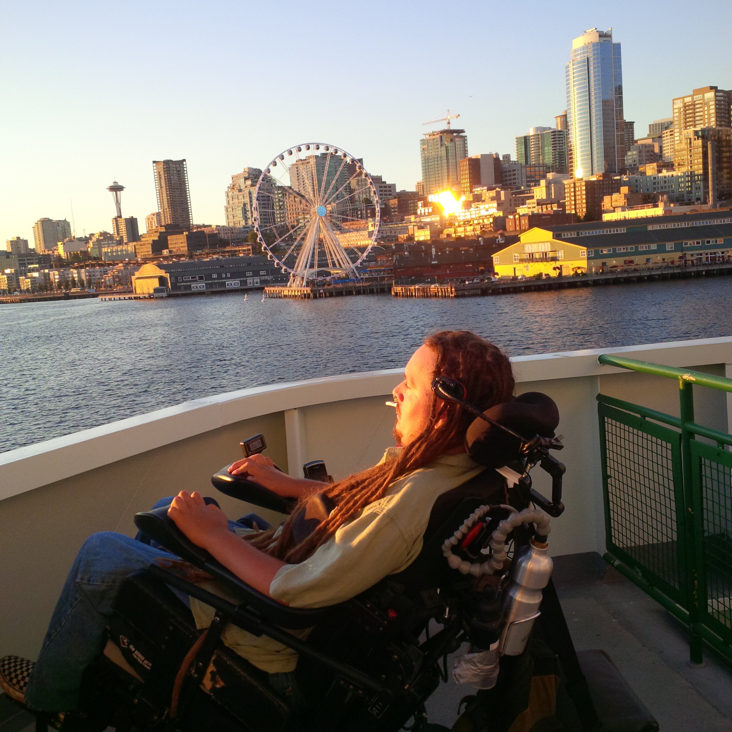 Иэн Маккей Вашингтон американец на инвалидном кресле коляске электрическом едет путешествует сша 480 километров 300 миль путешествия новости отвратительные мужики