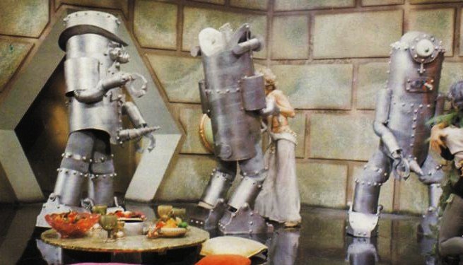 Miso Robotics CaliBurger Flippy робот повар луддиты фастфуд роботизация еда технологии отвратительные мужики disgusting men