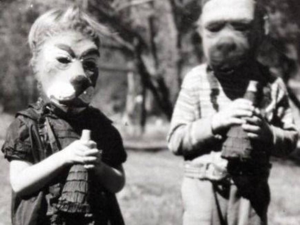 Зловещие дети. Мистические глаза. Зловещие дети. Мистика картинки. Зловещие дети.