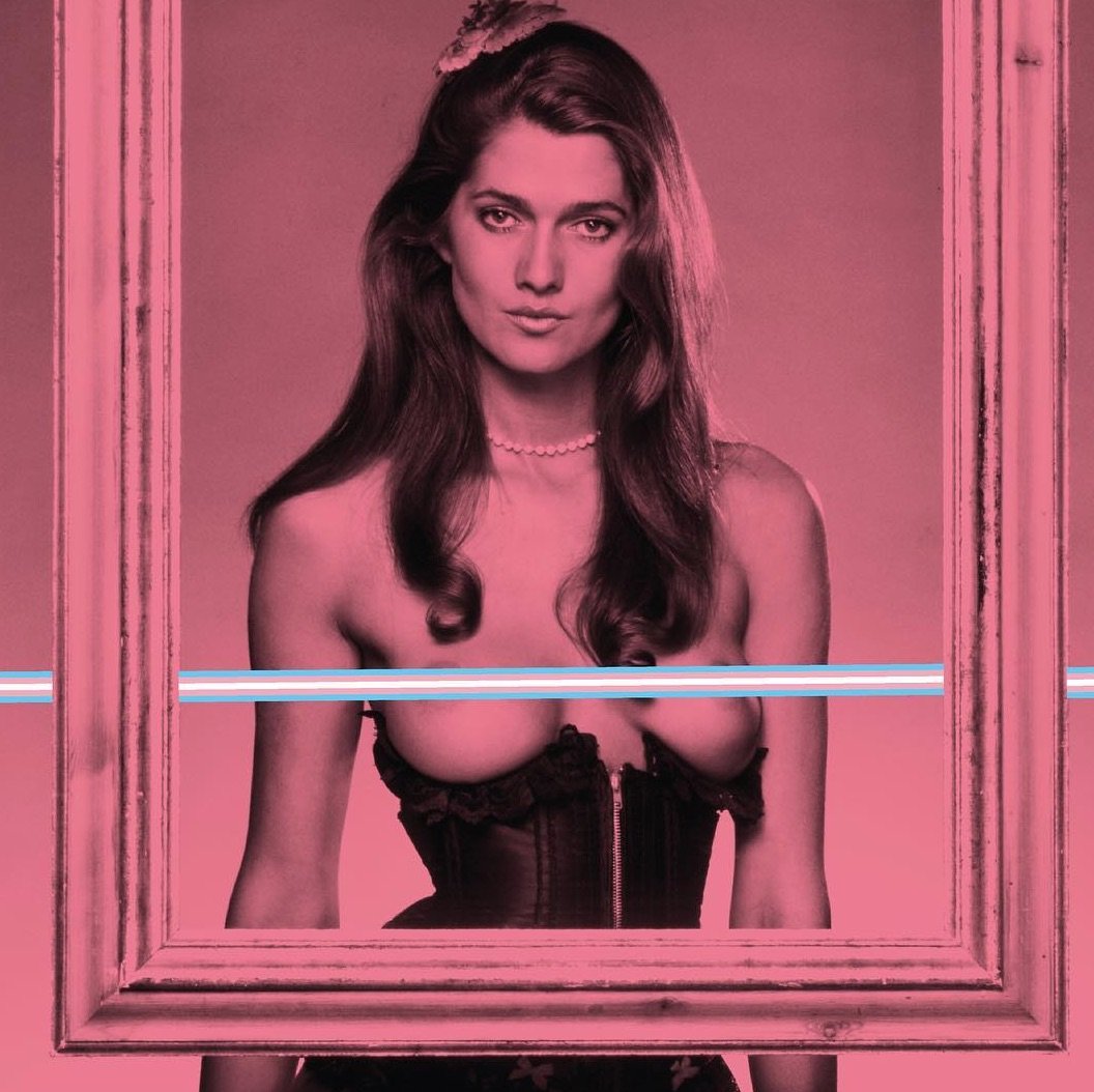 История Кэролайн Косси - первой женщины-трансгендера на обложке Playboy.