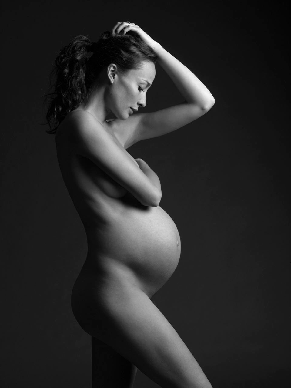 Pregnant Nude Photo