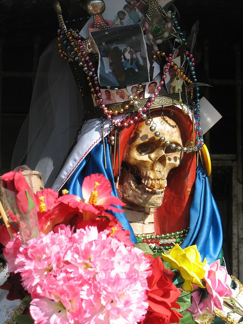 культ святой смерти сатанисты аргентина жертвоприношение отвратительные мужики