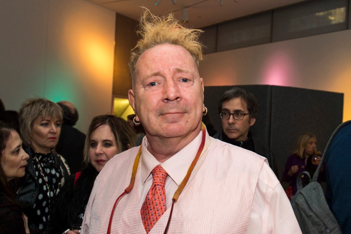 Экс-вокалиста Sex Pistols Джона Лайдона, более известного как Джонни Роттен...