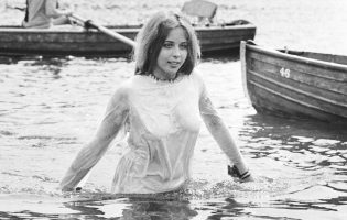 Фото: как лондонцы спасались от пекла в «Самое жаркое лето в истории»