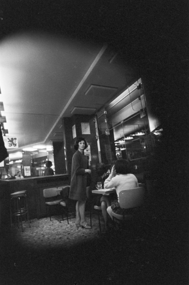 Парижские проститутки проституция в париже старые фото