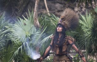 Открытие: женщины майя могли участвовать в войнах как лучницы