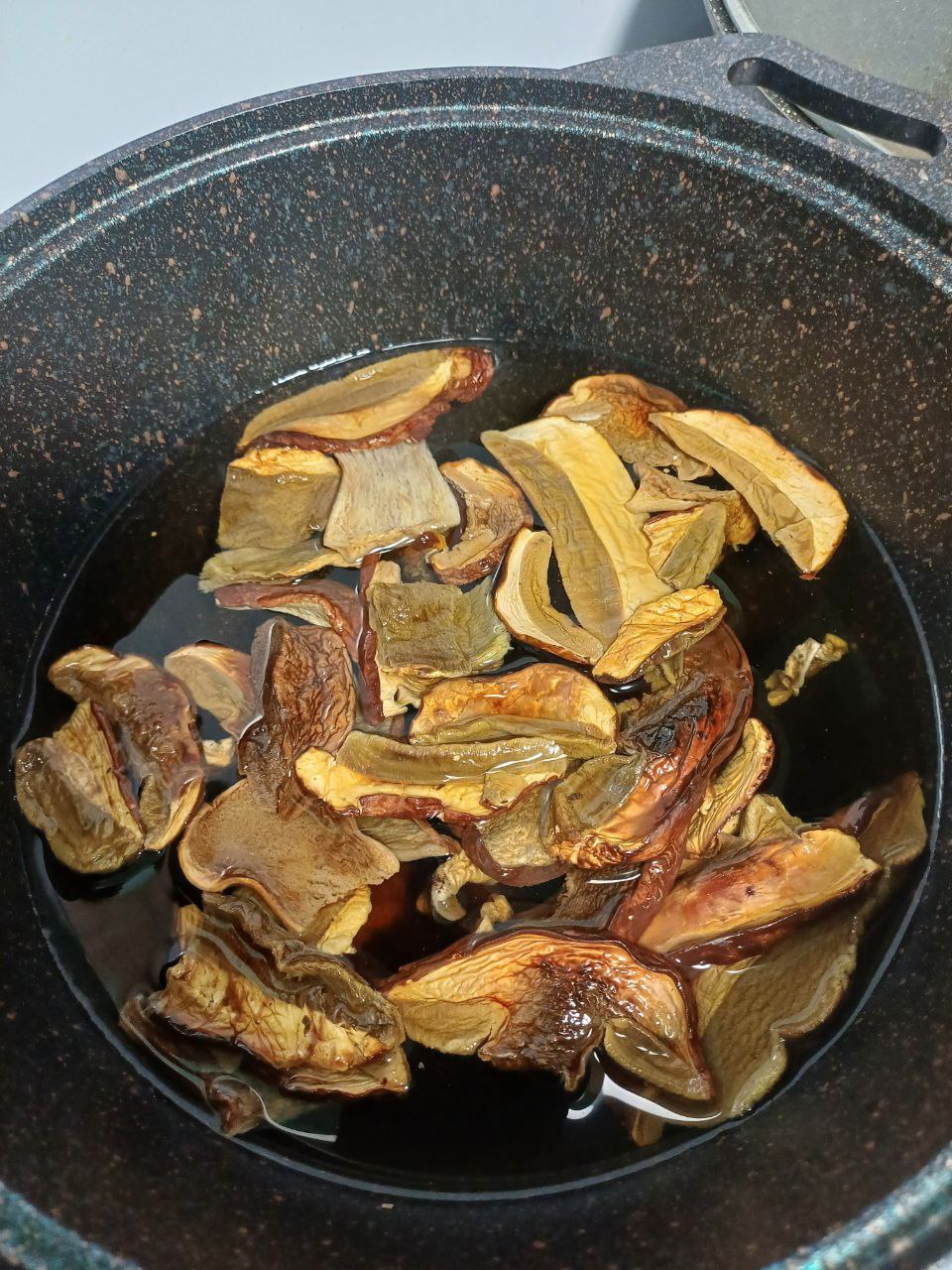 грибной суп из сушеных грибов рецепт простые блюда для мужика