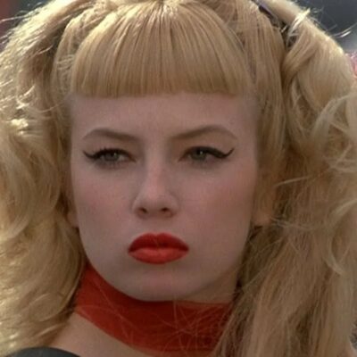 Хорроры «на стиле», культовые ромкомы и лютые боевики: топ-5 фильмов скандальной порнозвезды Трейси Лордс