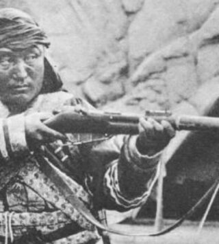 Авантюристы, временщики и злые колдуны: как самозванцы правили на тронах Европы и Азии