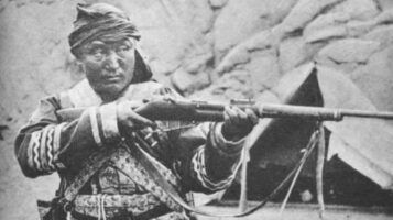 Авантюристы, временщики и злые колдуны: как самозванцы правили на тронах Европы и Азии
