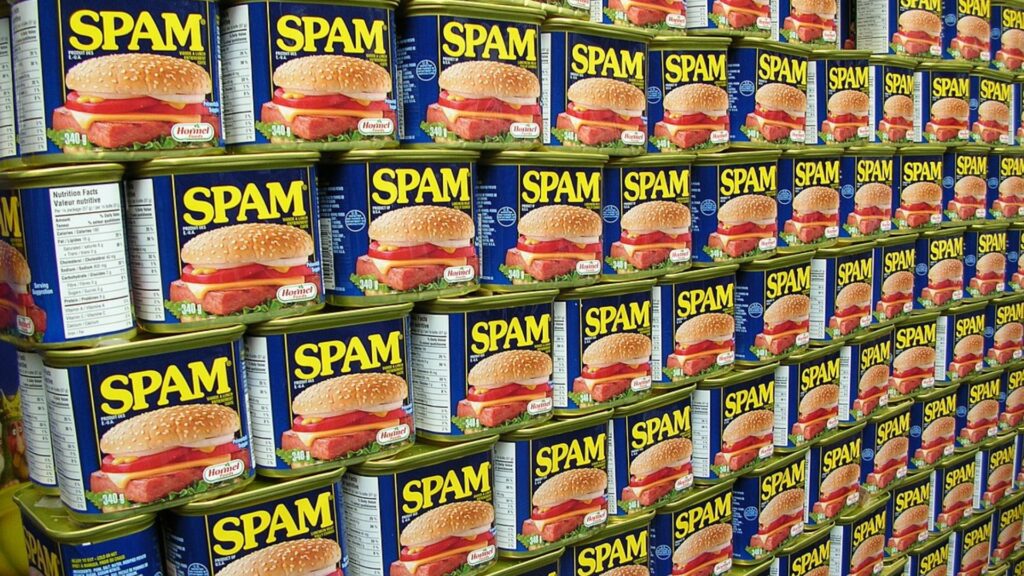 Мужчина из Флориды помочился на продукты, нанеся урон в 10 000 долларов