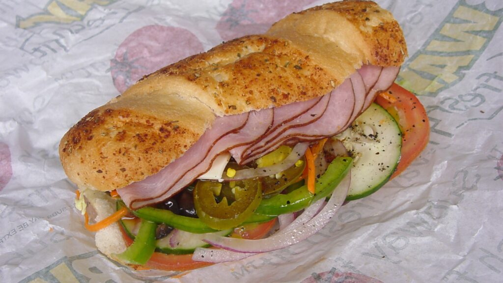 Вашингтон: сотрудник Минюста США атаковал пограничника сэндвичем