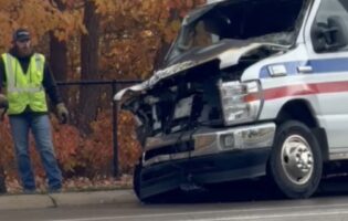 Понедельник начинается с дичи! Мужик угнал скорую с пациентом внутри