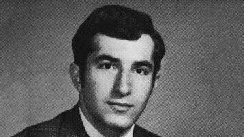 Так себе история Карла Гугасяна — хитроумного грабителя банков, попавшегося на любви к каратэ