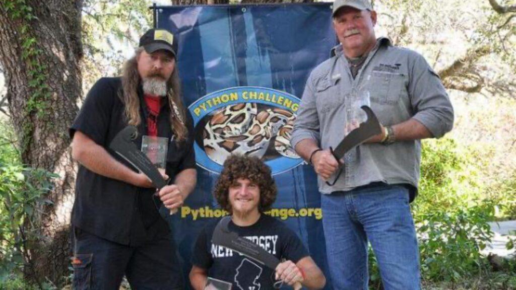 Фестиваль поимки змей — лучшее, что создали реднеки