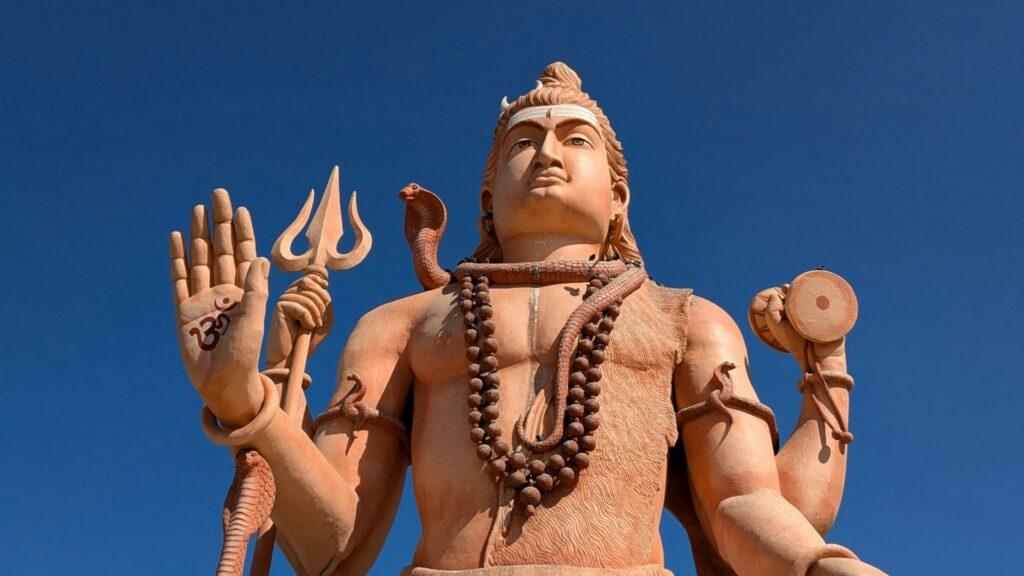 Индийская мифология: бог Шива и Парвати как символы алхимических элементов в древней Индии.