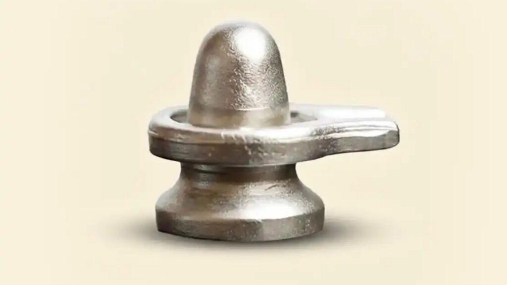 Parad Shivling — ртутный лингам Шивы из затвердевшей ртути (Rasalingam), символ божественного семени Шивы в индийской алхимии и тантра.