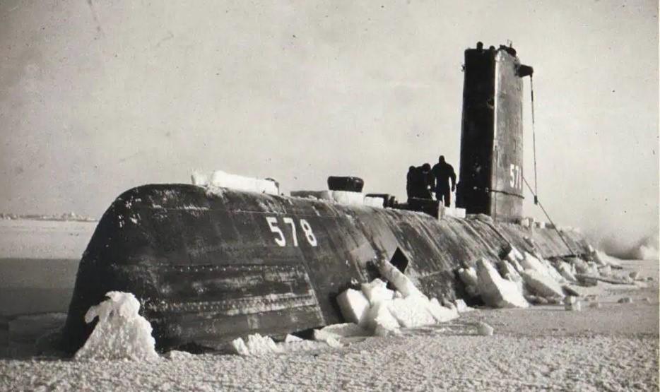 Подлодки Северный полюс Паковый лед Субмарины Nautilus Наутилус
