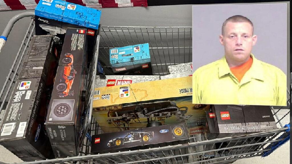 Тележка с наборами Lego из Walmart и снимок 43-летнего Рональда Типтона, арестованного в округе Нассау во Флориде как «Lego-бандит».